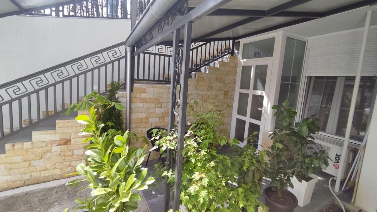 Stil Park Apartmani Vrnjacka Banja Exterior photo